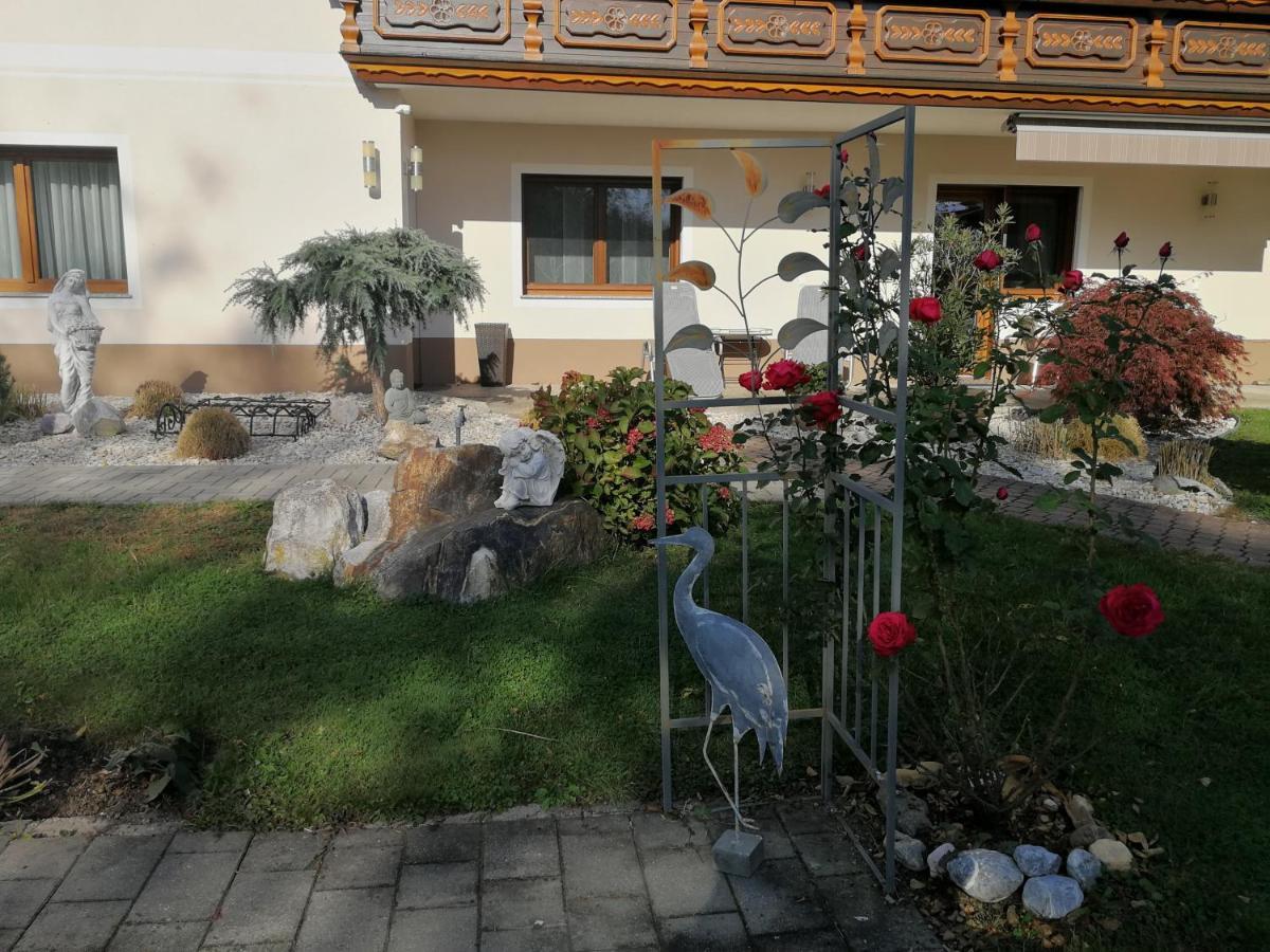 Ferienwohnungen Oranhof เวลเดน อัม เวิร์ทเทอร์ซี ภายนอก รูปภาพ