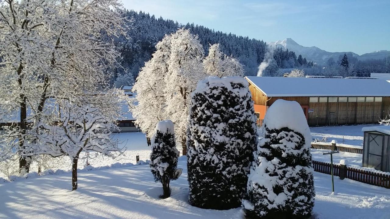 Ferienwohnungen Oranhof เวลเดน อัม เวิร์ทเทอร์ซี ภายนอก รูปภาพ